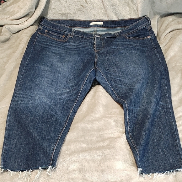 Levi's Wedgie skinny Dark Blue Ankle & Cropped Raw Hem Jeans button fly SZ 24W - Picture 1 of 7